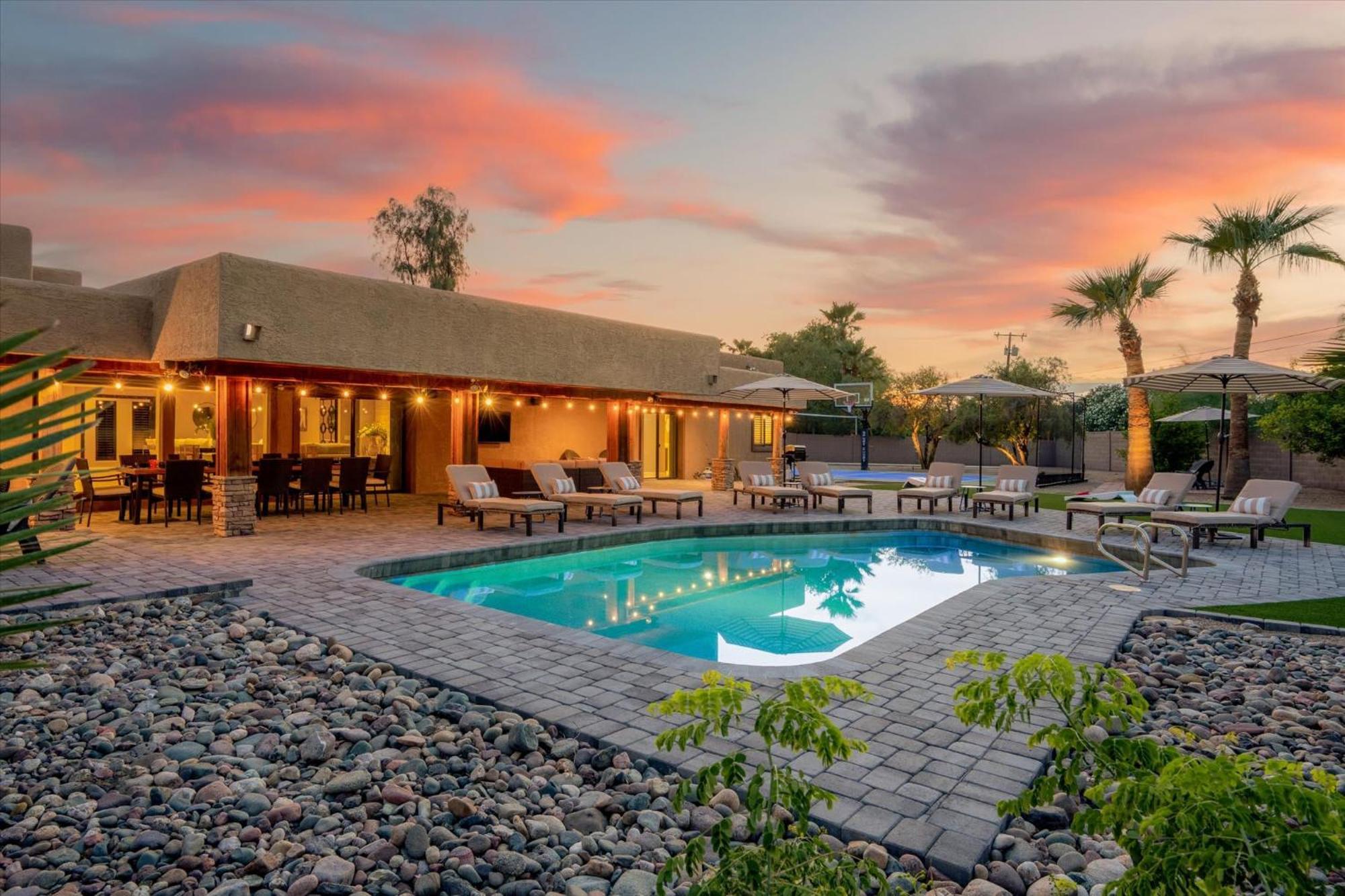 Casa de férias Pickleball & Putt Putt Pool Hot Tub Loungers Scottsdale